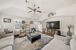 23611 Starbridge Lake Ln, Richmond, TX 77407 - Photo 9