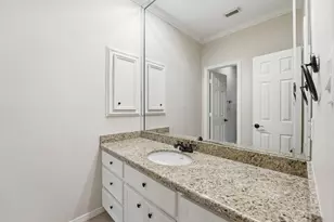 3210 Maroneal St, Houston, TX 77025 - Photo 23