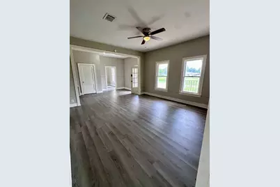 217 Marland St, Boling, TX 77420 - Photo 13