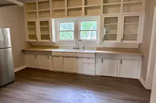217 Marland St, Boling, TX 77420 - Photo 5