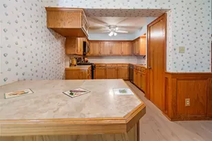 211 Brantley Ln, Magnolia, TX 77354 - Photo 11