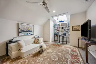 2906 Mid Ln, Houston, TX 77027 - Photo 37