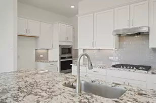 8010 Chantilly Mnr, Fulshear, TX 77441 - Photo 21