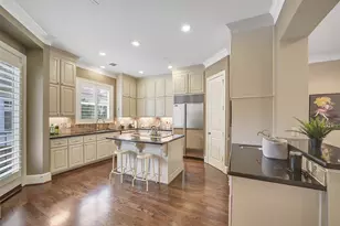 1374 Lake Pointe Pkwy, Sugar Land, TX 77478 - Photo 9