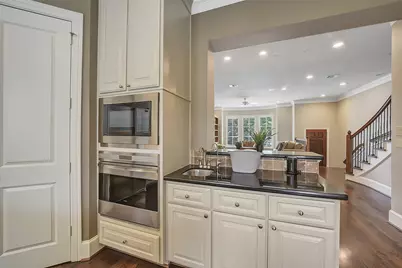 1374 Lake Pointe Parkway, Sugar Land, TX 77478 - Photo 13