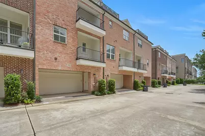 1374 Lake Pointe Parkway, Sugar Land, TX 77478 - Photo 31