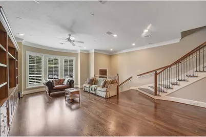 1374 Lake Pointe Parkway, Sugar Land, TX 77478 - Photo 5