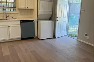 5125 Ricky St, Houston, TX 77033 - Photo 13