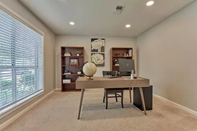 19 Greentwig Place, The Woodlands, TX 77381 - Photo 5