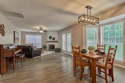 19 Greentwig Place, The Woodlands, TX 77381 - Photo 15