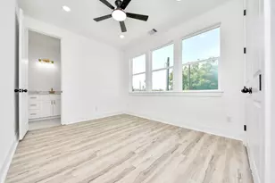 7717 Bowen St, Houston, TX 77051 - Photo 29