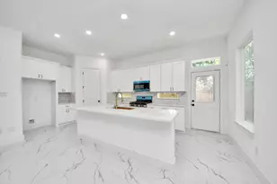 7717 Bowen St, Houston, TX 77051 - Photo 5