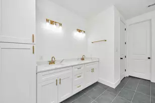 7717 Bowen St, Houston, TX 77051 - Photo 23