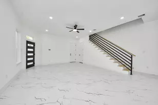 7717 Bowen St, Houston, TX 77051 - Photo 9