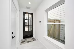 719 Marcella St, Houston, TX 77091 - Photo 5