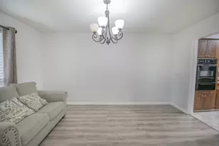 501 Southbend Dr, Alvin, TX 77511 - Photo 5