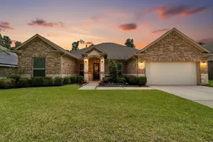 2051 Brookmont Dr, Conroe, TX 77301 - Photo 49