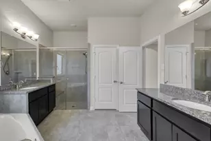 2051 Brookmont Dr, Conroe, TX 77301 - Photo 23