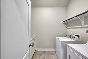 2051 Brookmont Dr, Conroe, TX 77301 - Photo 37