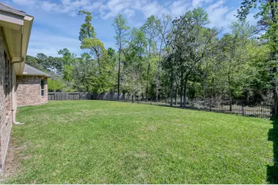 2051 Brookmont Drive, Conroe, TX 77301 - Photo 43