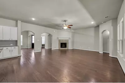 2051 Brookmont Drive, Conroe, TX 77301 - Photo 11
