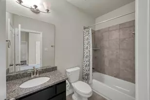 2051 Brookmont Dr, Conroe, TX 77301 - Photo 35