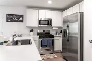 4166 Brazos Brk Trl, Baytown, TX 77521 - Photo 11