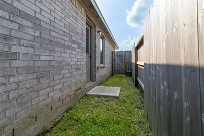 4166 Brazos Brook Trail, Baytown, TX 77521 - Photo 23
