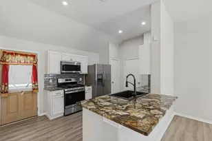 6671 Rusty Ridge Ln, Katy, TX 77449 - Photo 9