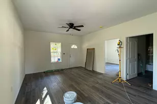 517 E Linney St, Dayton, TX 77535 - Photo 11