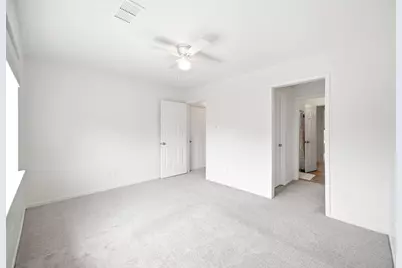 2216 Fairwater Park Drive, League City, TX 77573 - Photo 31
