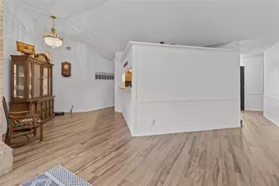 9 Colony Square, Angleton, TX 77515 - Photo 11