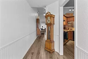 9 Colony Square, Angleton, TX 77515 - Photo 5