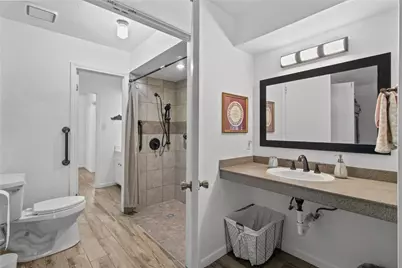 9 Colony Square, Angleton, TX 77515 - Photo 15