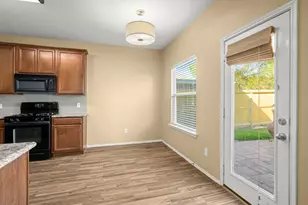18310 Melissa Springs Dr, Tomball, TX 77375 - Photo 17