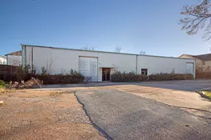 911 Fisher St, Houston, TX 77018 - Photo 3