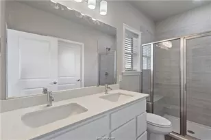 1326 Prairie Dr, Bryan, TX 77803 - Photo 13