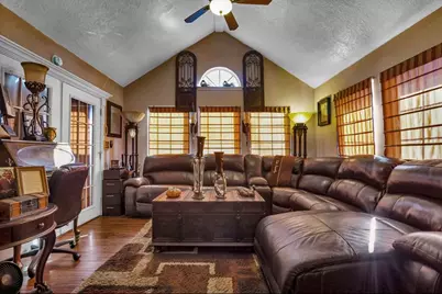 409 Davis Street, Lufkin, TX 75904 - Photo 5