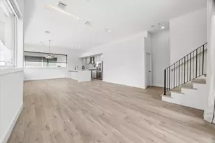 1703 Beall St, Houston, TX 77008 - Photo 3