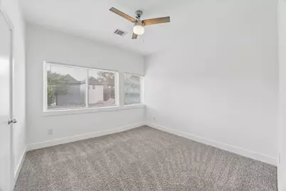 1703 Beall Street, Houston, TX 77008 - Photo 17