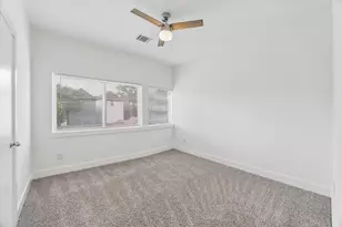 1703 Beall St, Houston, TX 77008 - Photo 17