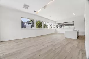 1703 Beall St, Houston, TX 77008 - Photo 5