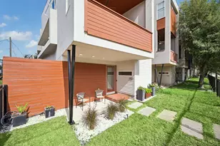 1703 Beall St, Houston, TX 77008 - Photo 3