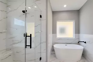 2022 Wavell St, Houston, TX 77088 - Photo 21