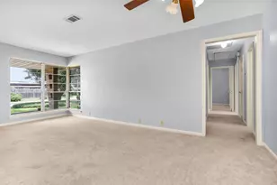 3919 Gardendale Dr, Houston, TX 77092 - Photo 9