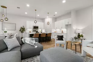 22806 August Leaf Dr, Tomball, TX 77375 - Photo 9