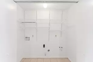 310 W Fair Harbor Ln, Houston, TX 77079 - Photo 19