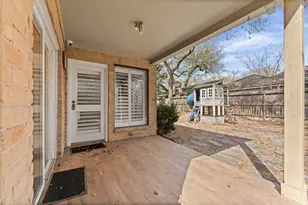 310 W Fair Harbor Ln, Houston, TX 77079 - Photo 25