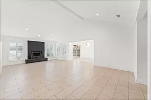 310 W Fair Harbor Ln, Houston, TX 77079 - Photo 7