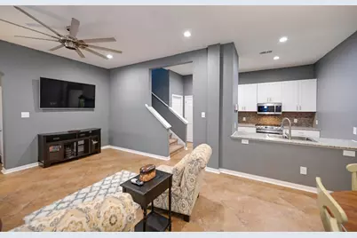 746 San Jacinto Circle, Baytown, TX 77521 - Photo 3
